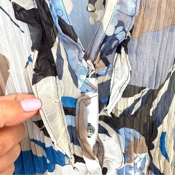 Mexx button down shirt with long sleeves, small mandarin collar, semi-sheer - Picture 5 of 13